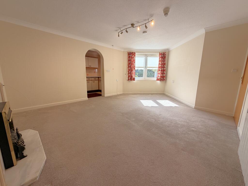 Flat 24 Muirfield Court,  Muirend Road, Glasgow, Glasgow City photo 2