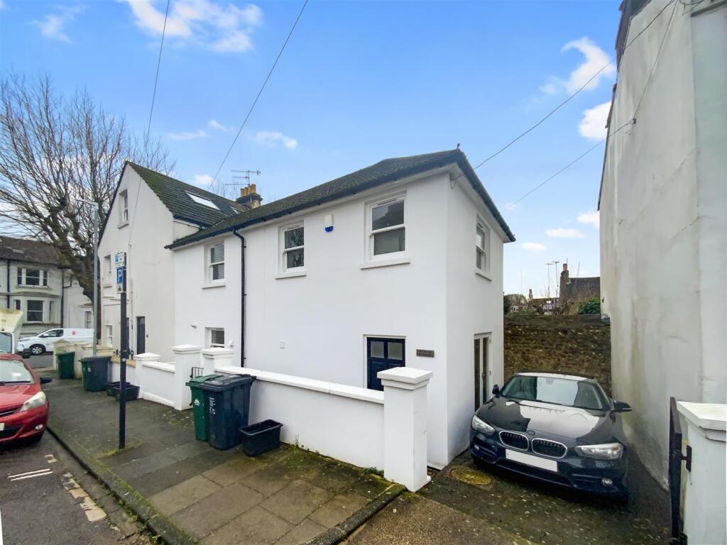 Main image of property: Clyde Road, Brighton