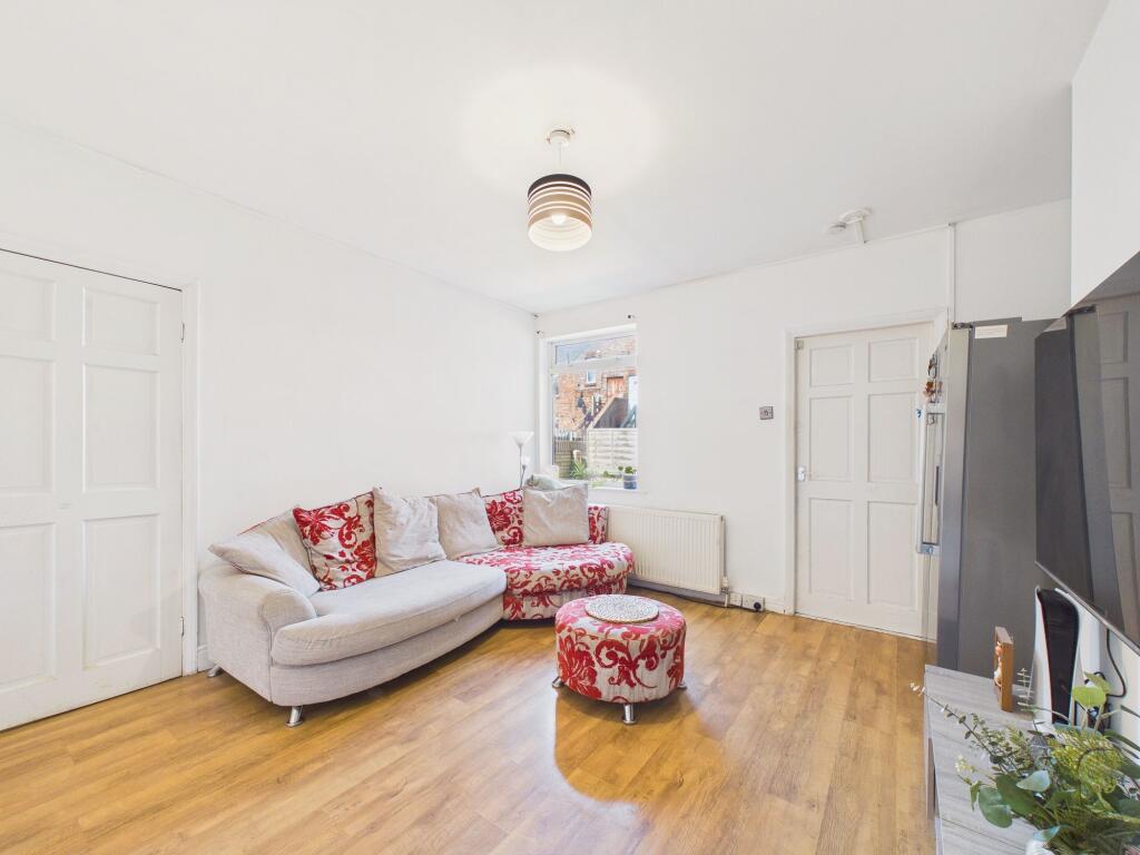 Apartment in Newcastle upon Tyne, St. Peter's - View 2