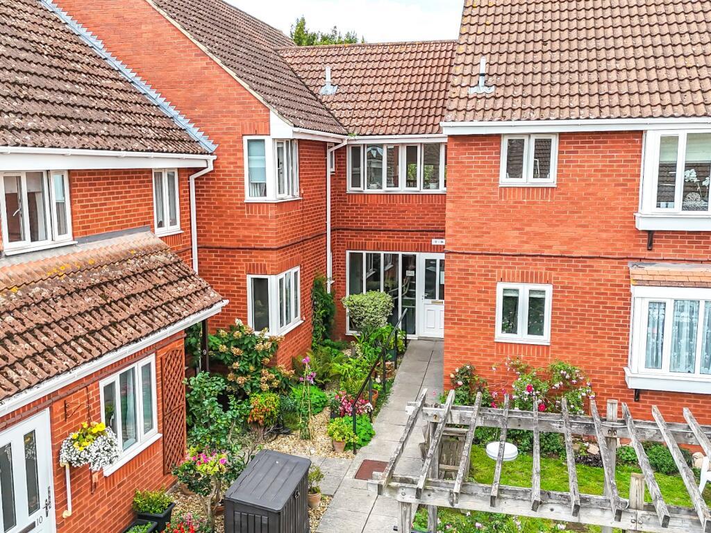 Main image of property: Clockhouse Mews, Portishead, North Somerset, BS20
