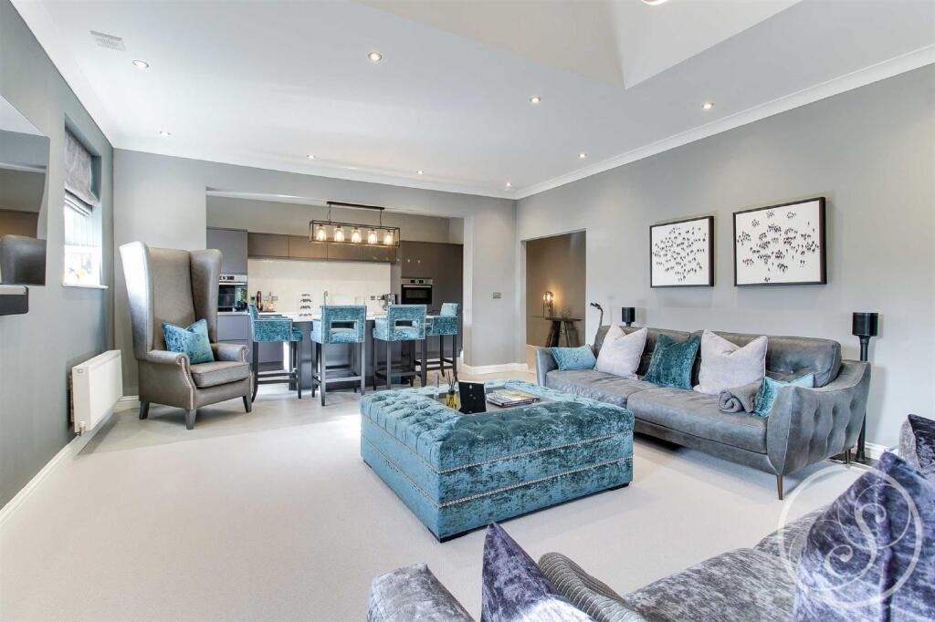 Apartment in Leeds - View 4