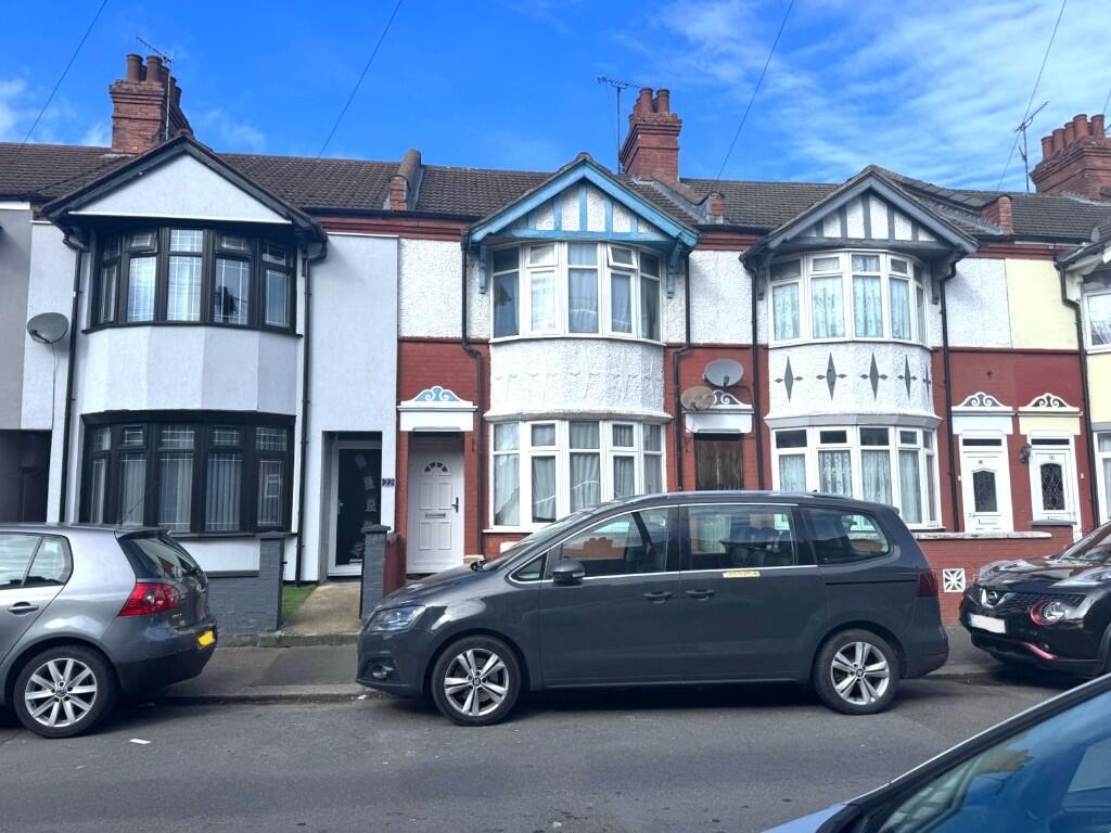 Main image of property: Chatsworth Road, Luton, Bedfordshire, LU4