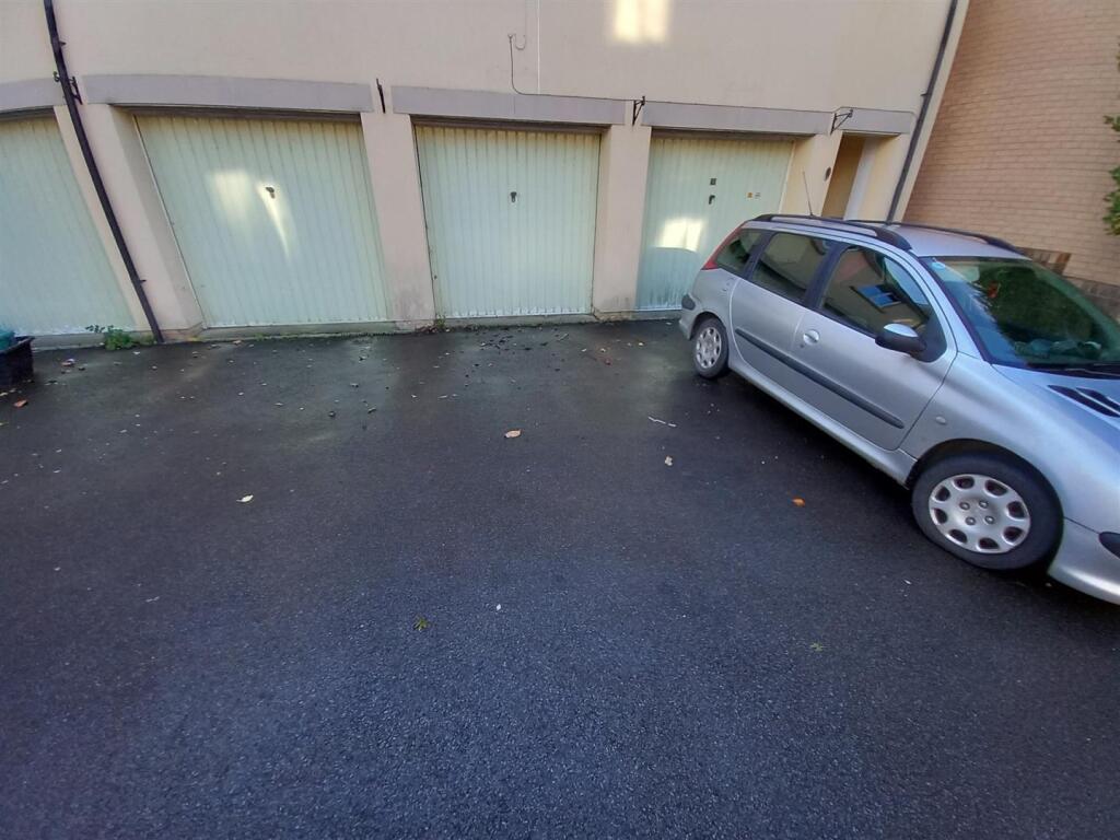 5, Pollards Place, Bideford photo 2
