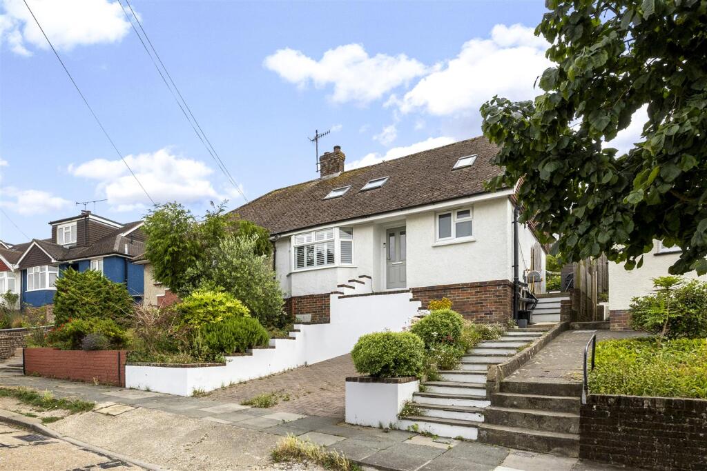 4-bed semi-detached on Westfield Crescent, Patcham, Brighton, £550,000