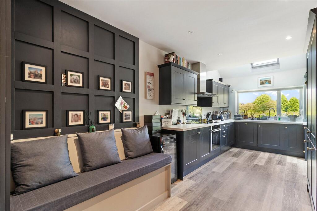 Vicarage Lane, Bowdon, Altrincham, Greater Manchester, WA14 photo 4