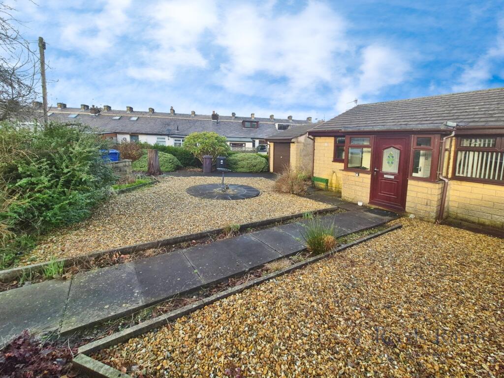Bradley Gardens, Burnley, Lancashire, BB12 photo 2