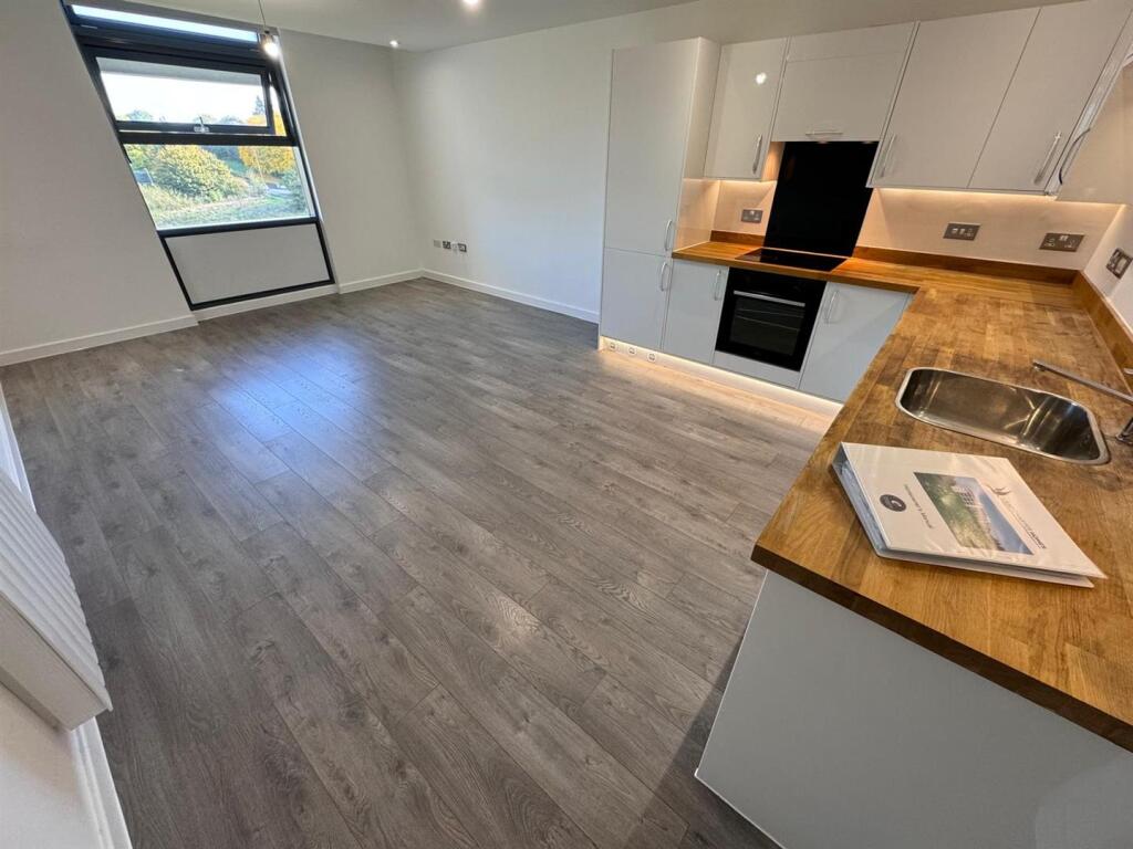 Main image of property: Edinburgh House, Edinburgh Gate, Harlow CM2
