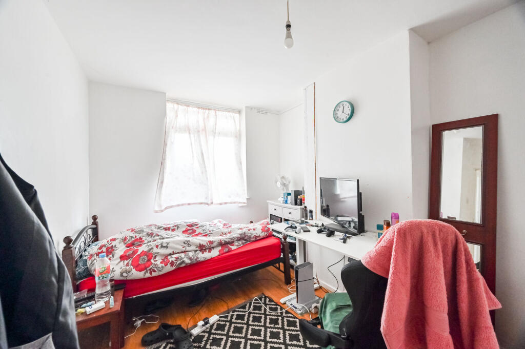 Gale Street, E3, Bow, London, E3 photo 4