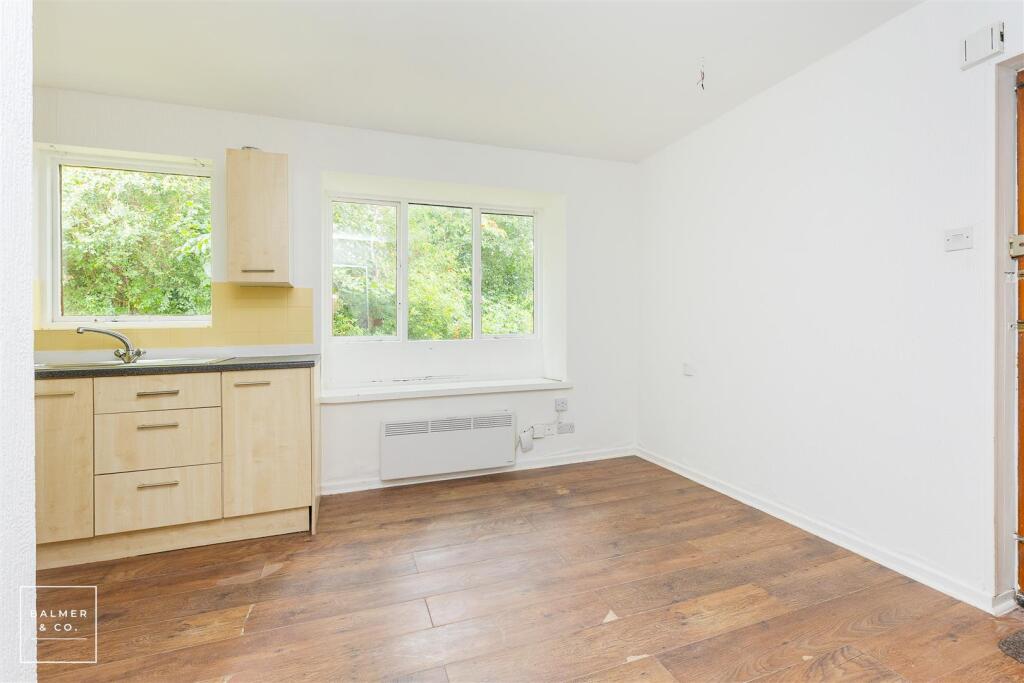 Apartment in Manchester - More