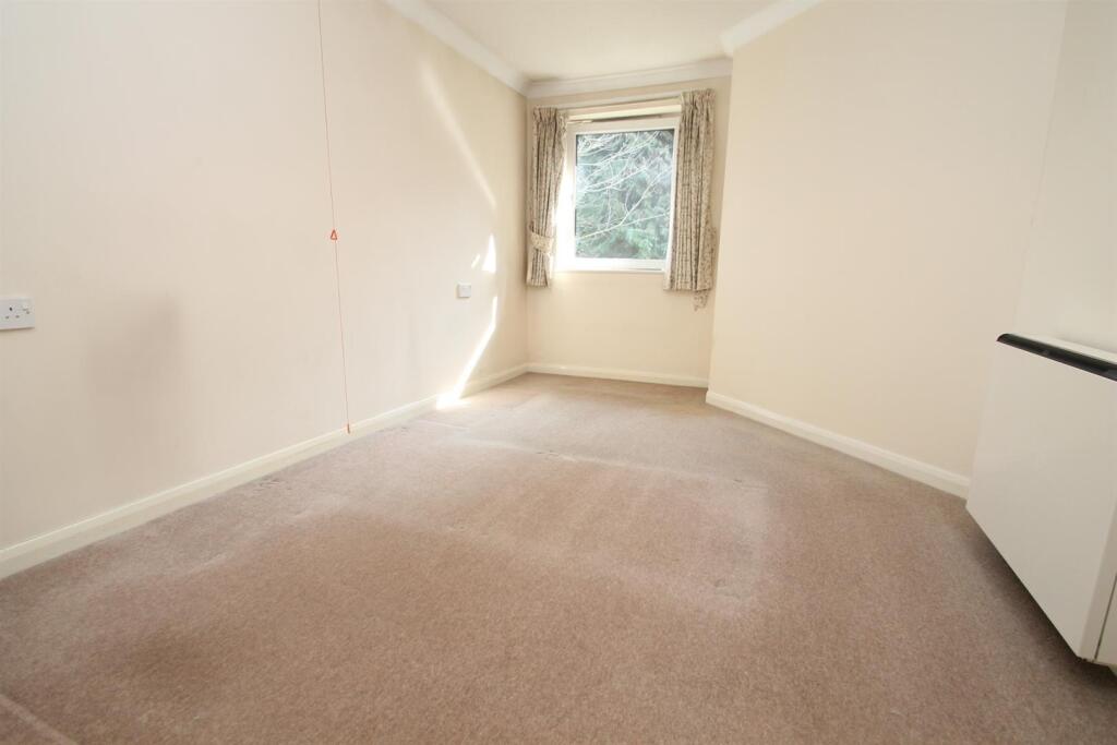 Barden Court, St. Lukes Avenue, Maidstone - More