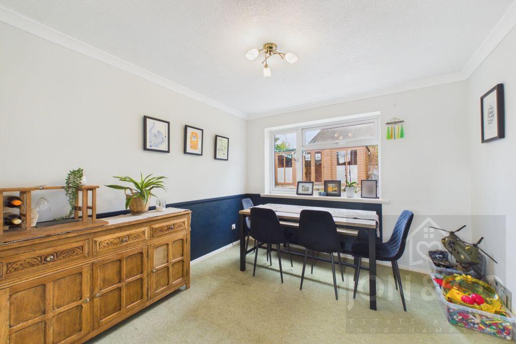 House in Northampton - View 5