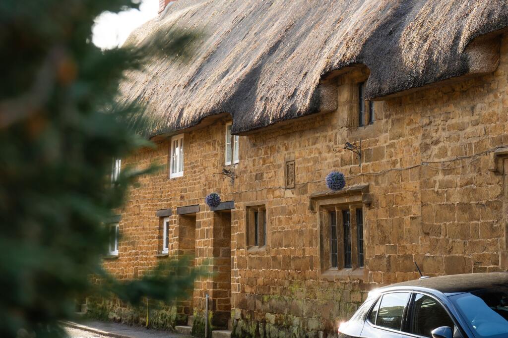 House in Cherwell, Bloxham - View 5