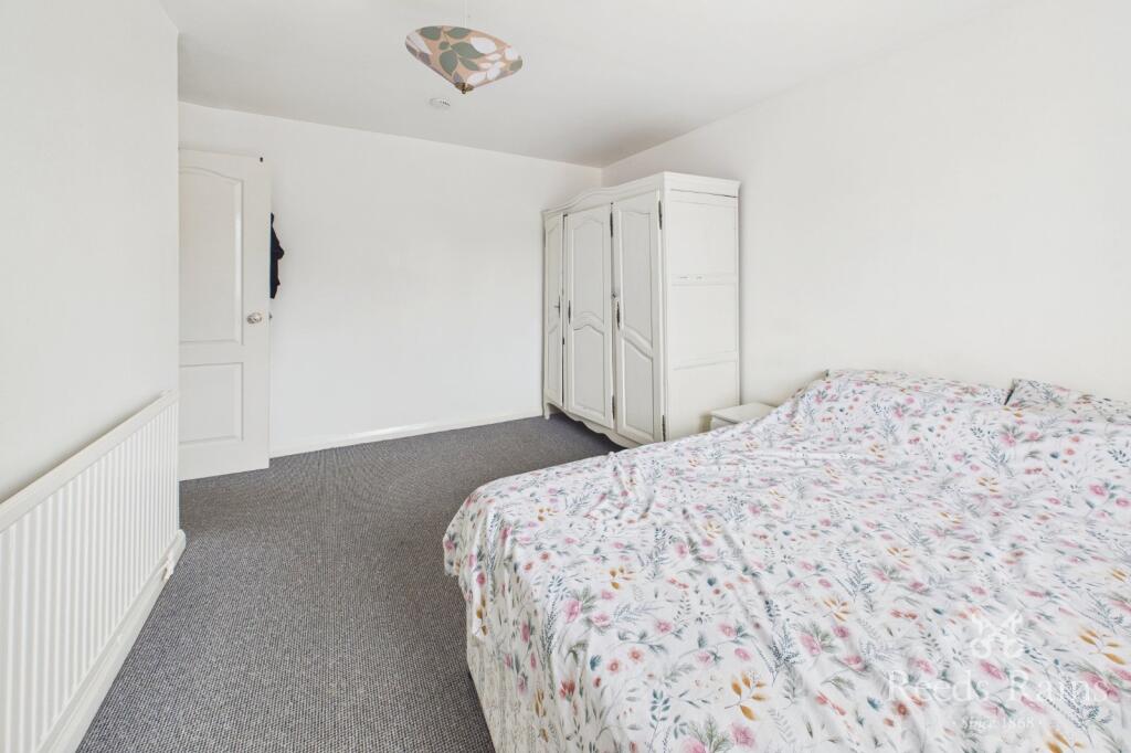 Apartment in Sheffield, Whitley - View 5