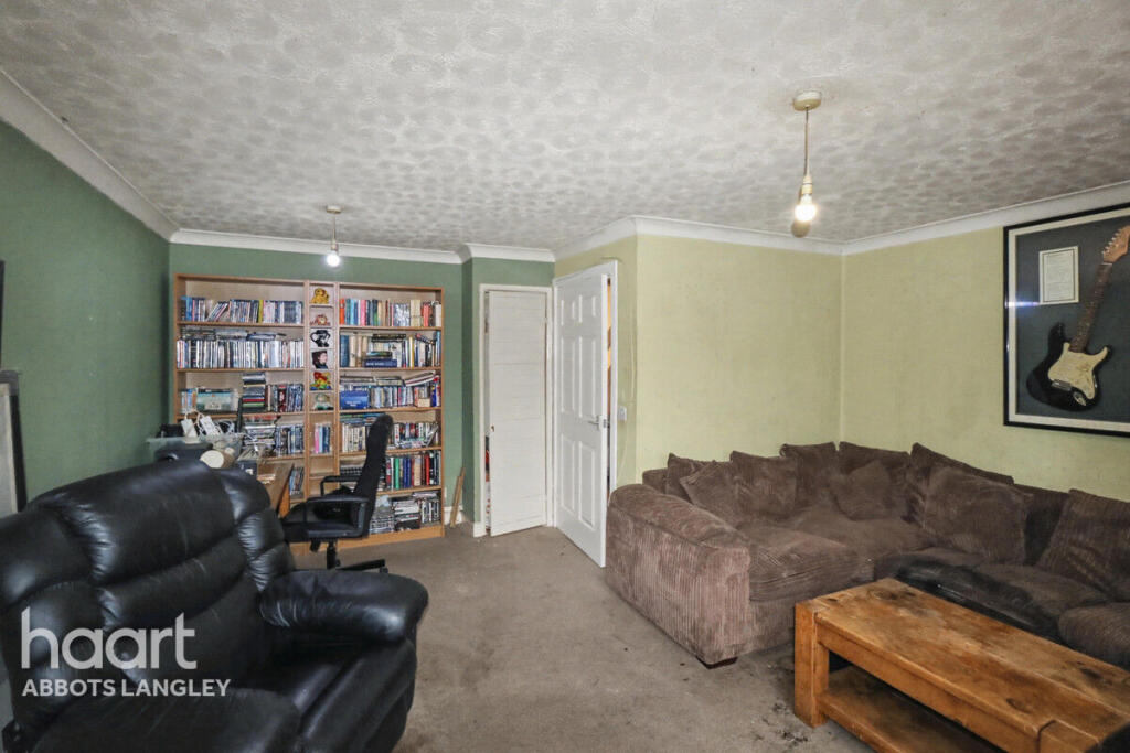 Main image of property: Ninian Road, Hemel Hempstead