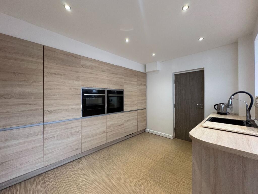 House in Bolton, Greater Manchester - View 3