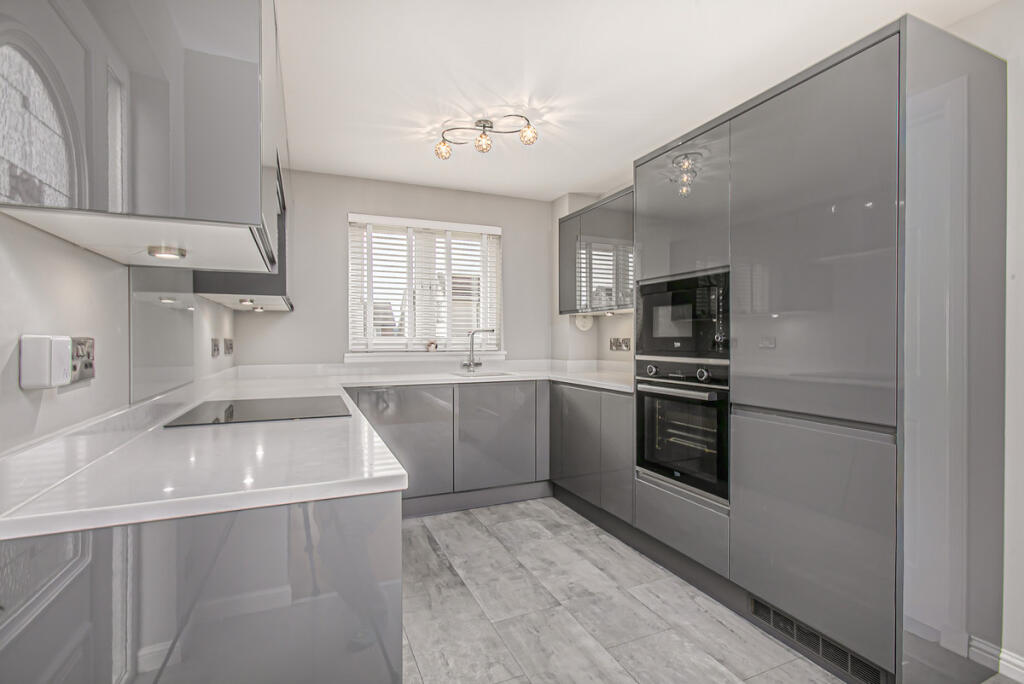 House in Kirkcaldy, Newliston, Templehall - View 4