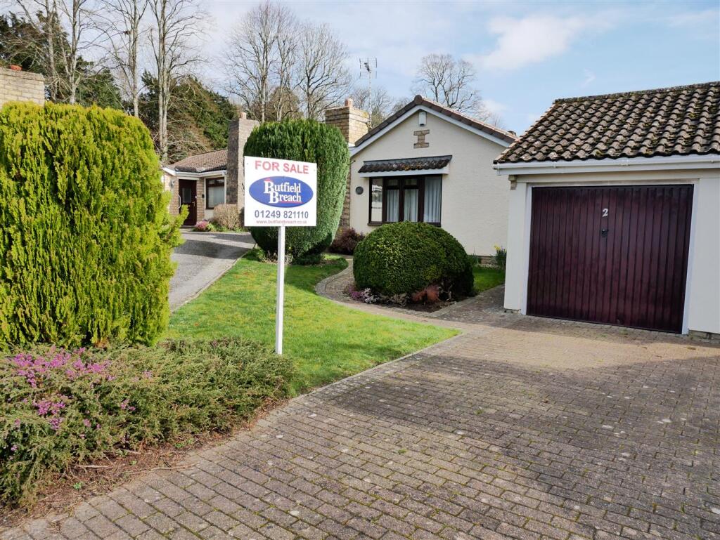 Main image of property: Yew Tree Close, Calne