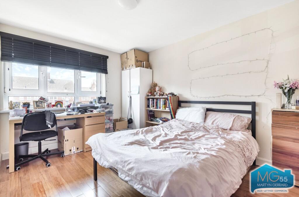 Apartment in London - View 2