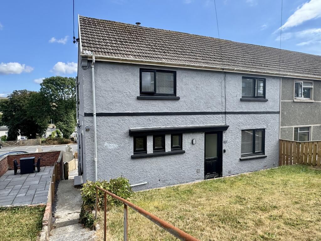 Main image of property: Lon Cowin, Bancyfelin