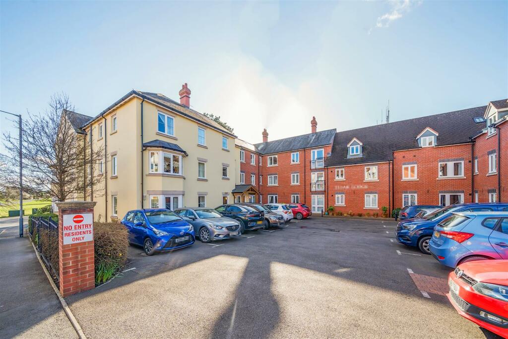 1-bed other on Elgar Lodge, Malvern, £70,000
