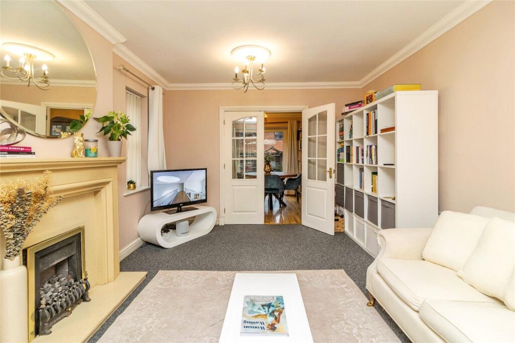 House in Milton Keynes, Monkston, Kents Hill, Monkston and Brinklow - More