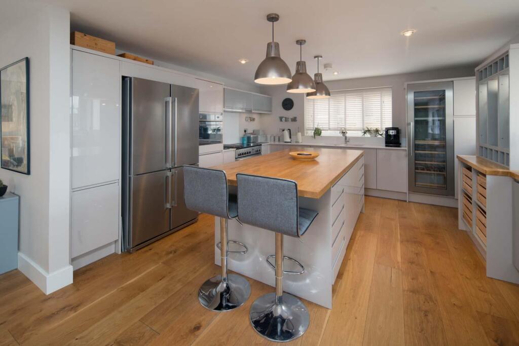 Main image of property: MODERN WITH SEA VIEWS - The Grove, Cowes