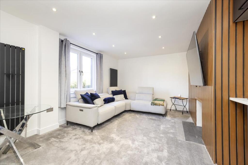 House in Edinburgh, Broomhouse - View 2