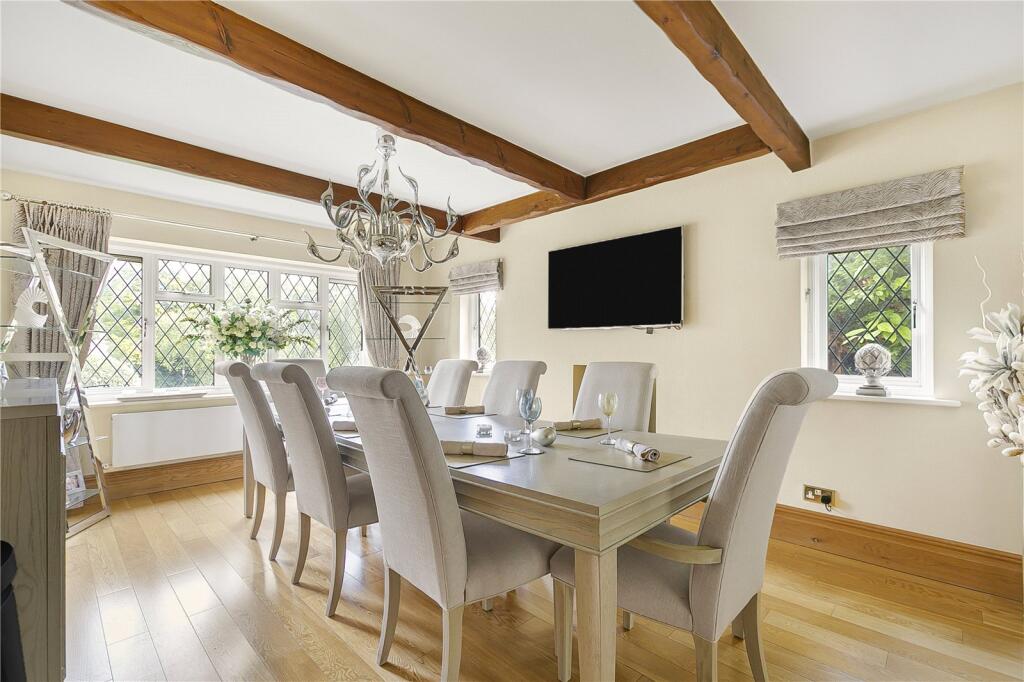House in Barnet, Hadley Wood - View 4