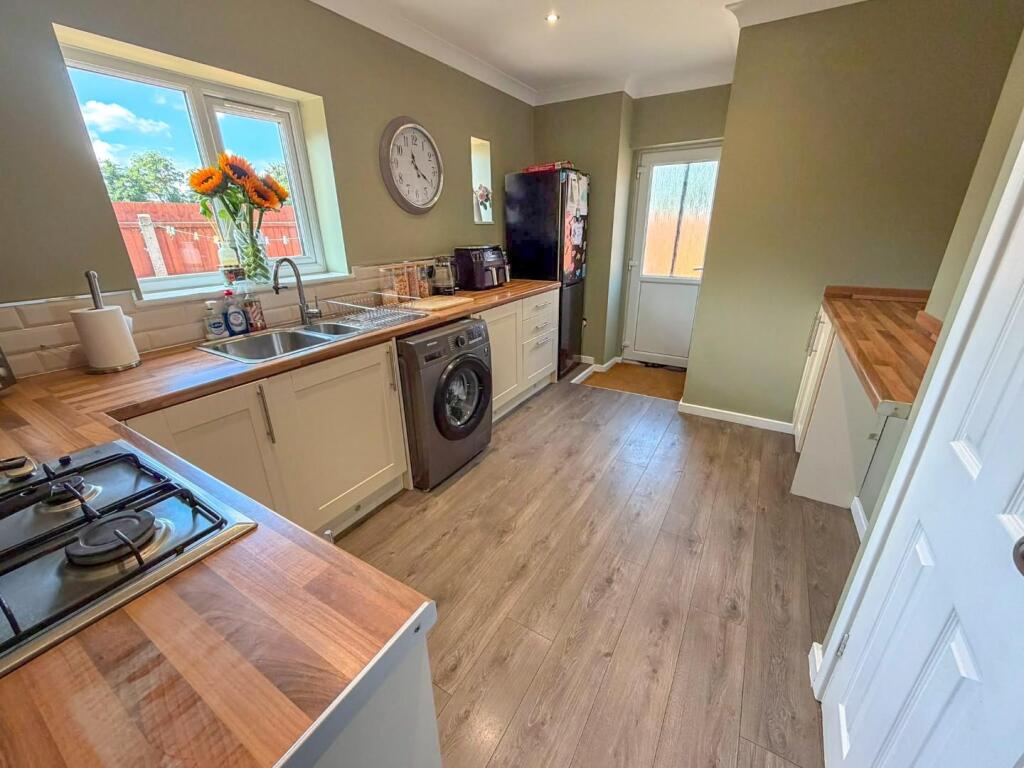 House in Ipswich - View 2