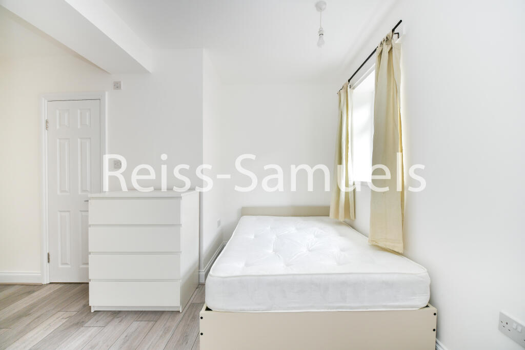 6 bedroom terraced house for rent