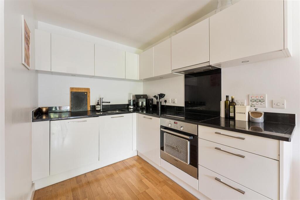 Apartment in London, Canonbury, Highbury - View 3