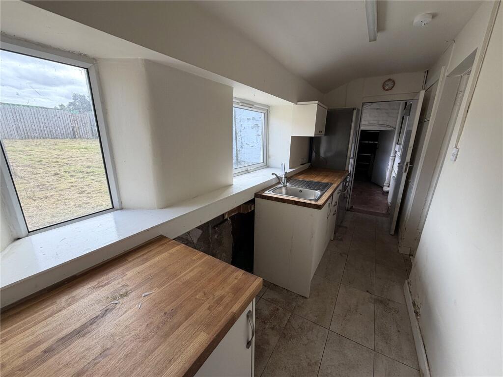 House in Barrhead, Waterside, Crossmill - More