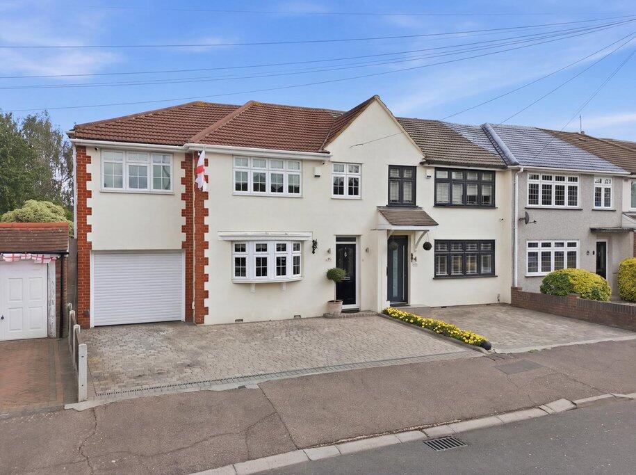 Main image of property: Maybank Avenue, Hornchurch, RM12 5SA