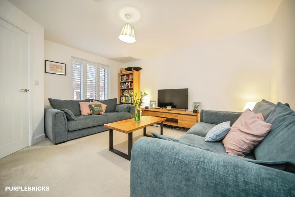 House in Ipswich, Sproughton - More
