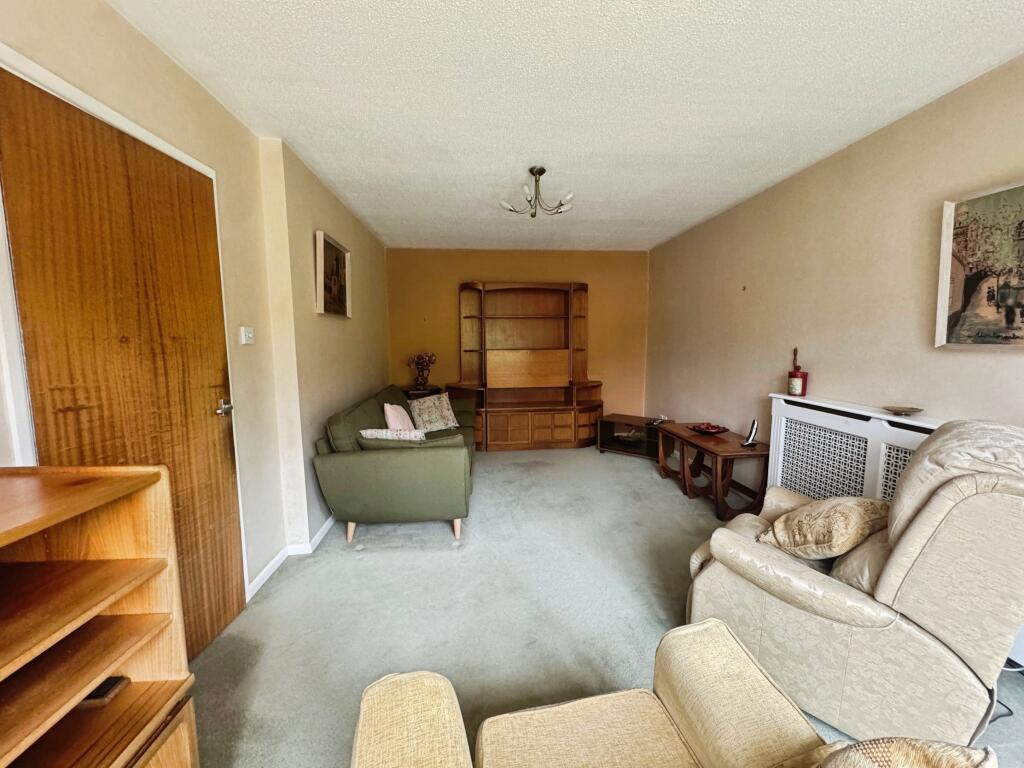 House in Warminster, Tascroft Rise, Wiltshire - View 6