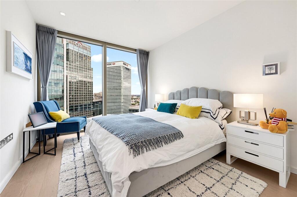 Apartment in London - More