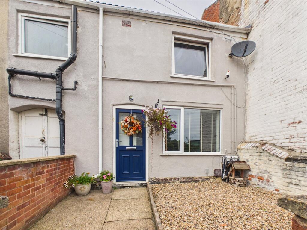 3-bed terraced on Lee Lane, Heanor, Derbyshire, DE75, £170,000
