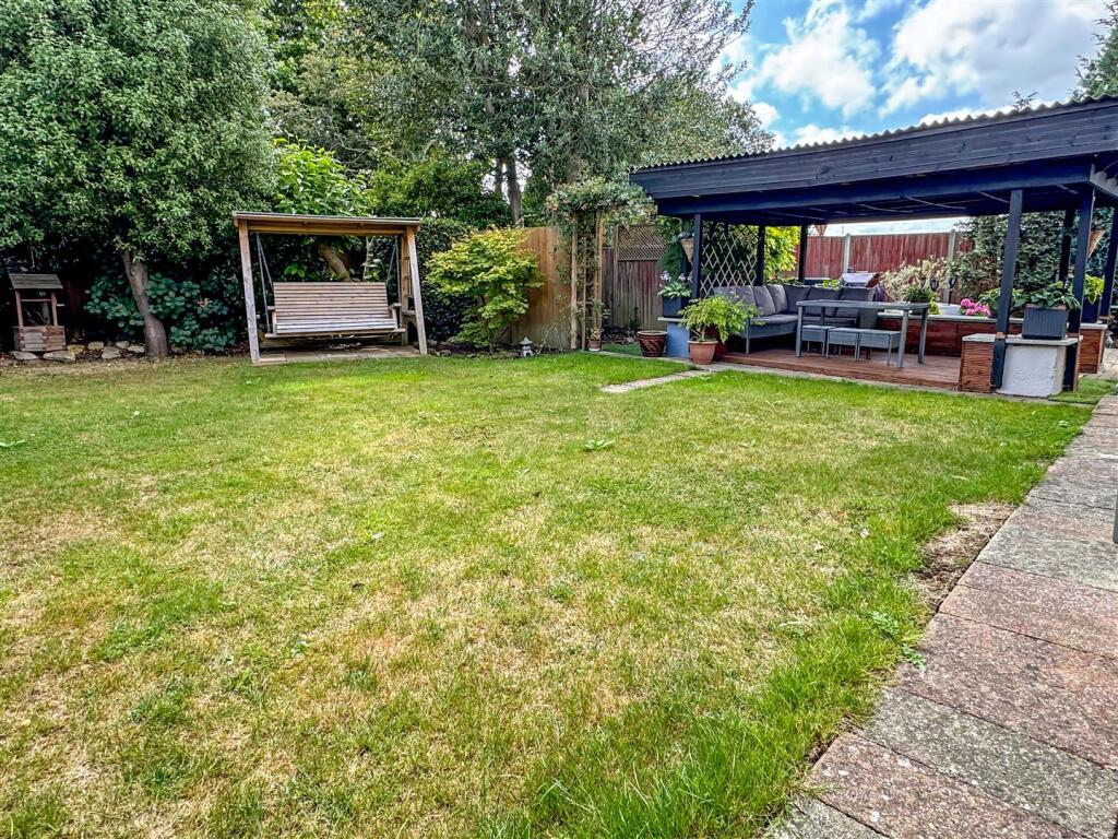 House in Brighton - View 2