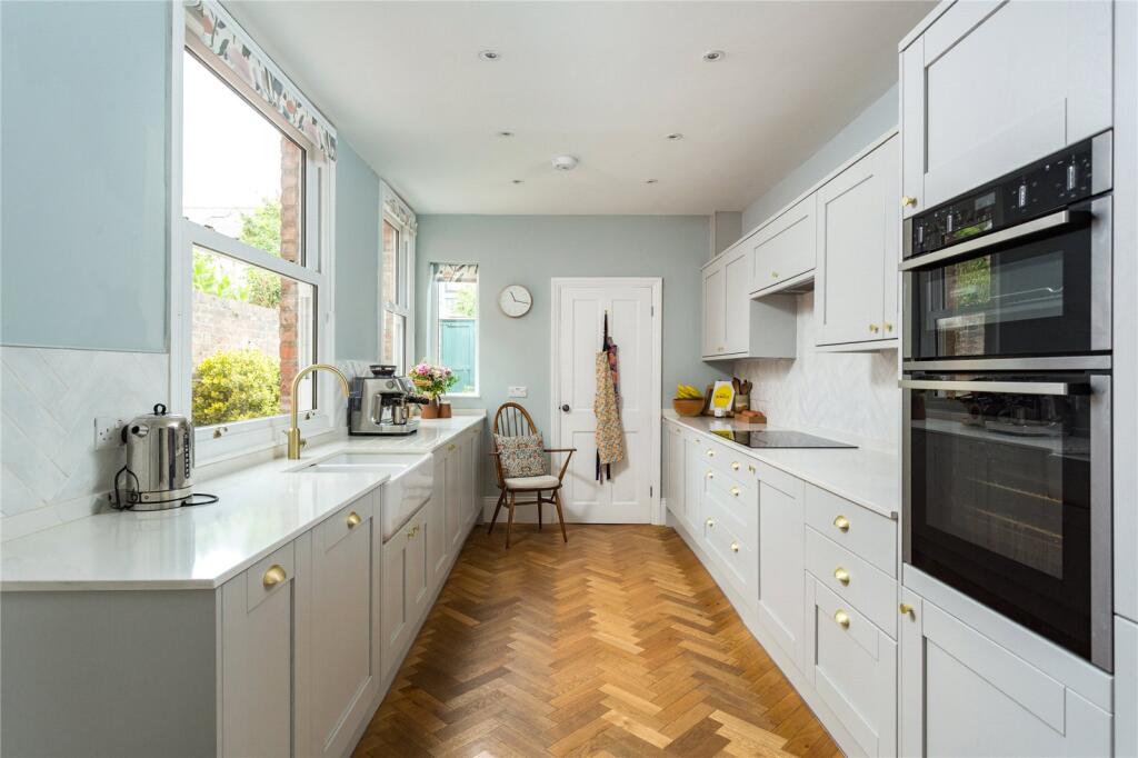 House in York - View 3