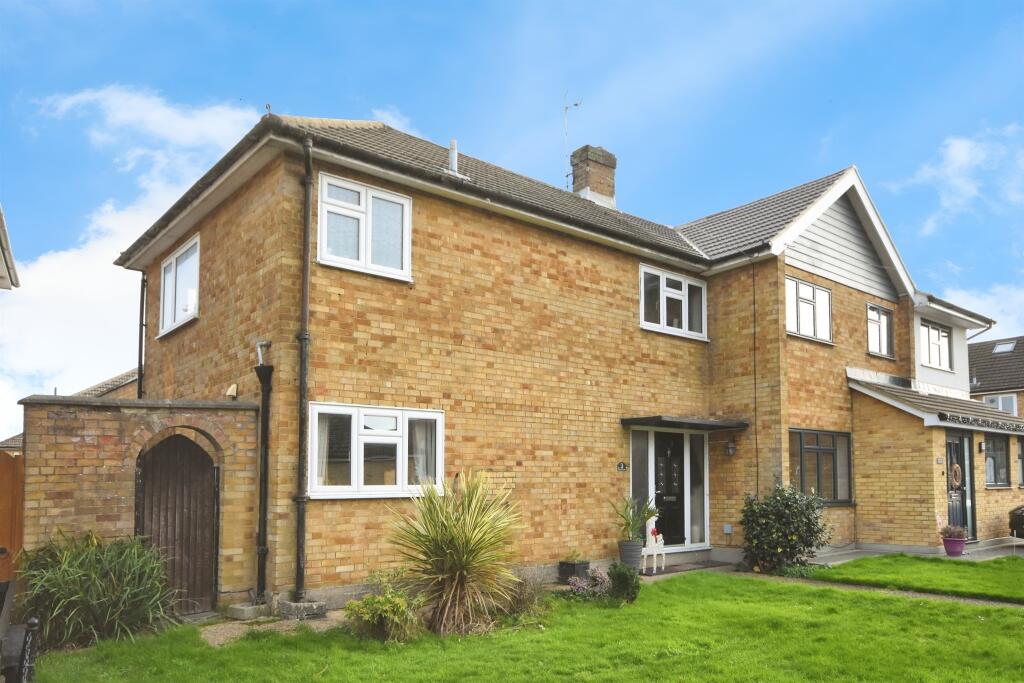 Main image of property: Karen Close, Brentwood