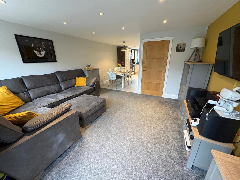 Additional image 4 of Soaper Court, Wibsey BD6