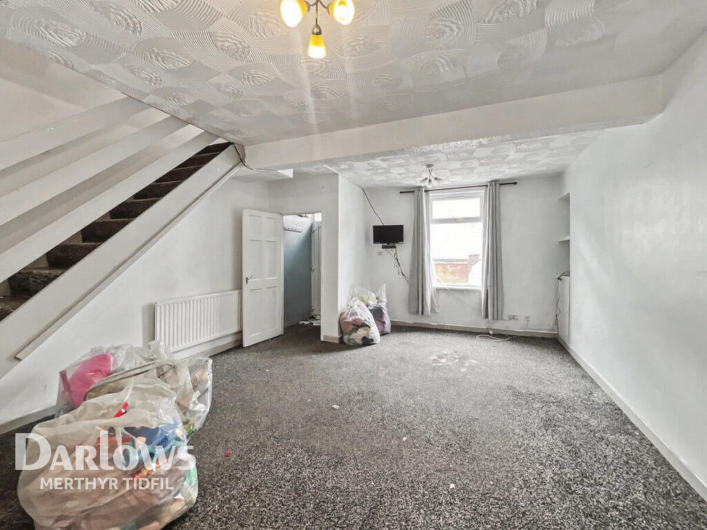 Main image of property: Perthygleision, Merthyr Tydfil