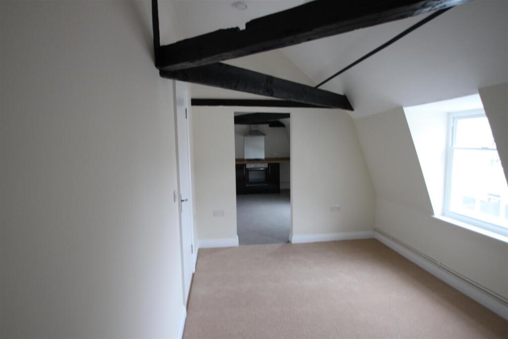 Main image of property: London Road, Sevenoaks