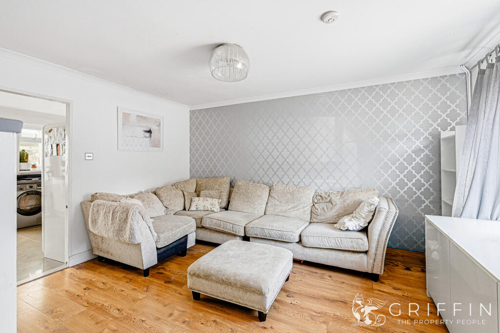 House in Romford - View 5