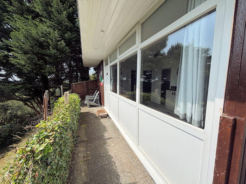 Chalet 4 Woodlands Holiday Park, Bryncrug LL36 9UH photo 5