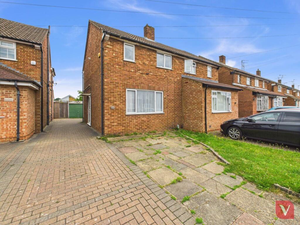 Main image of property: Chesford Road, Luton