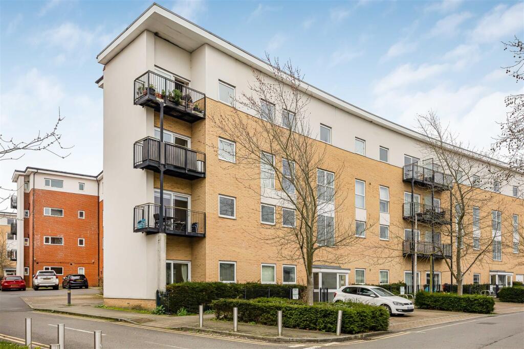 Main image of property: Drake Way, Reading