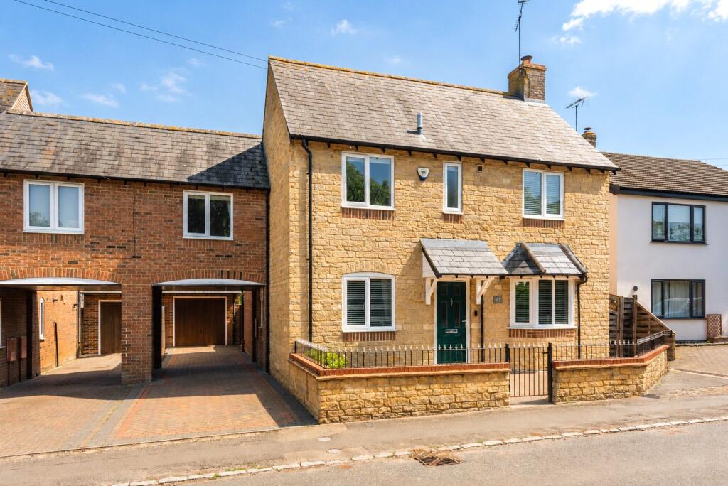 Main image of property: London Road, Bozeat, Northamptonshire, NN29