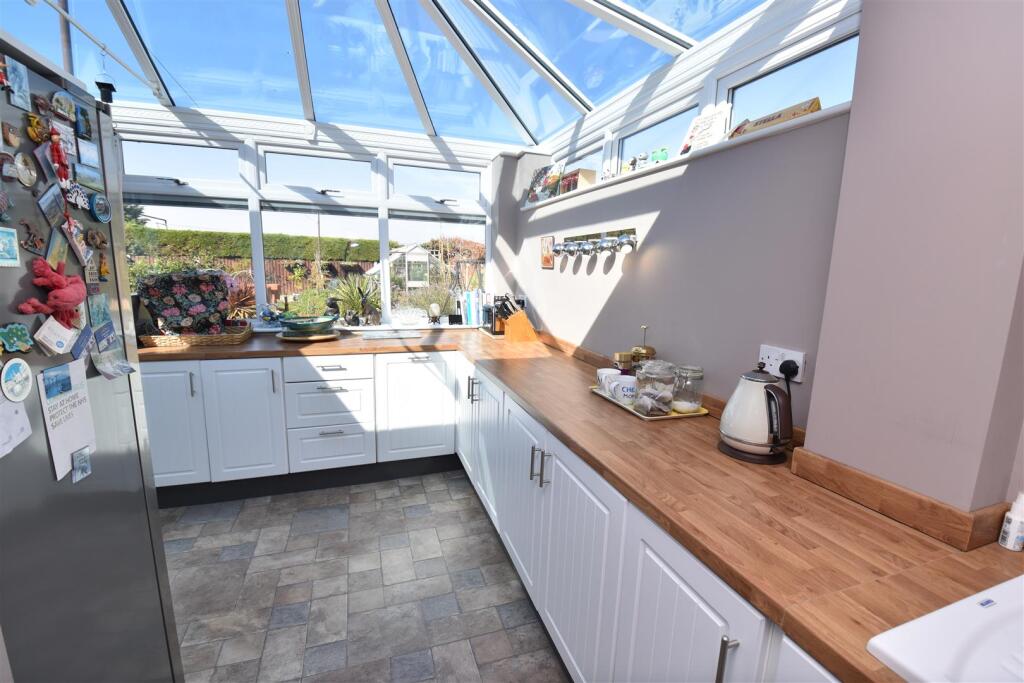 House in Southend-on-Sea - View 2