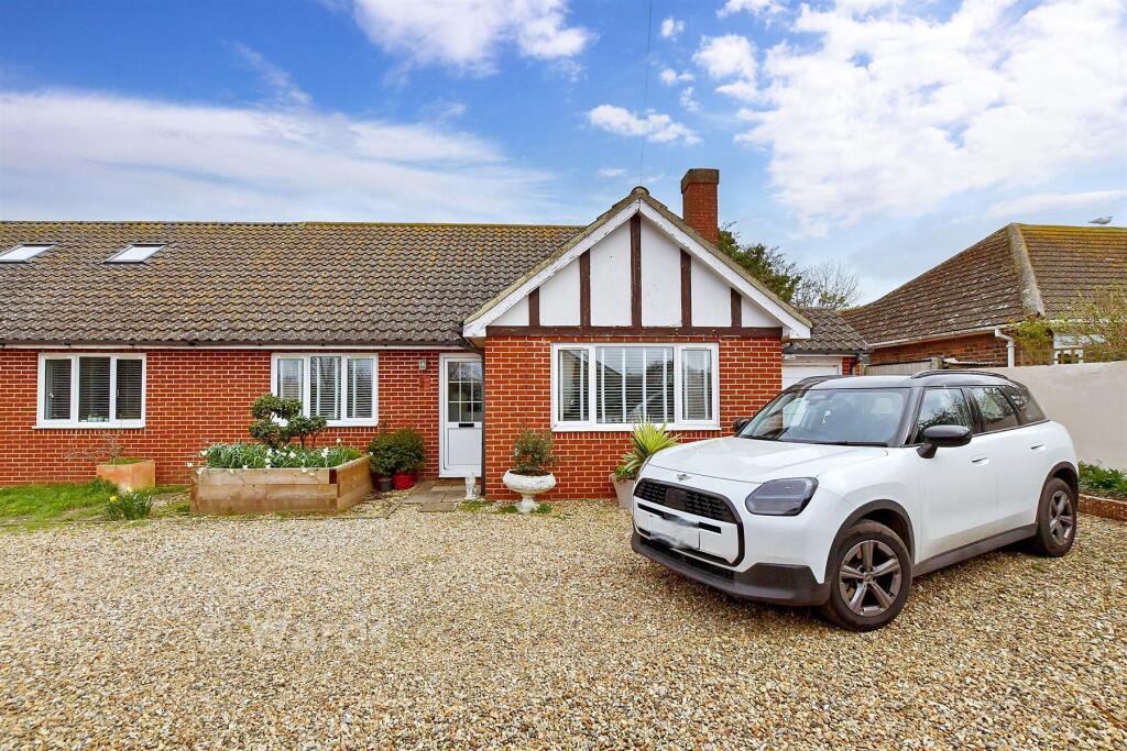 2-bed semi-detached on Plum Tree Grove, Birchington, Kent, £380,000
